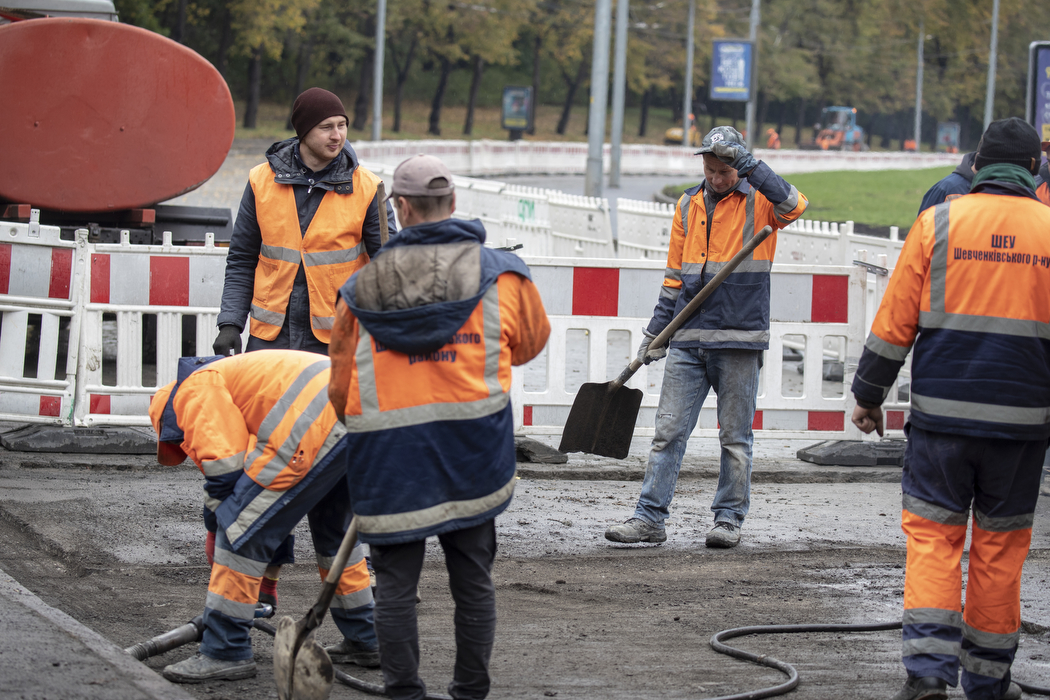 У Києві вперше за 65 років оновили Подільський узвіз: коли відкриють рух (фото)
